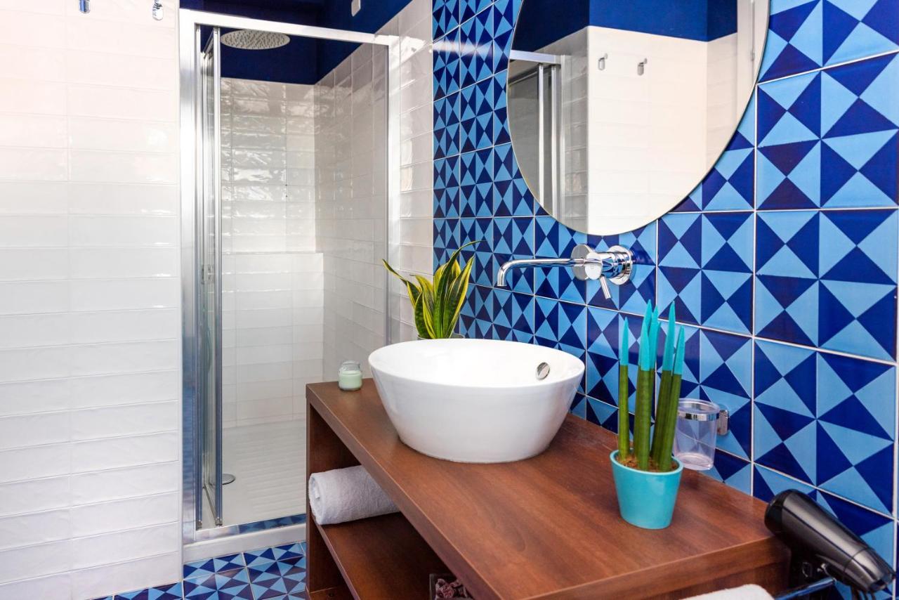 Mako Sorrento Suites מראה חיצוני תמונה